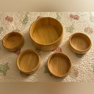 Wooden salad bowl set